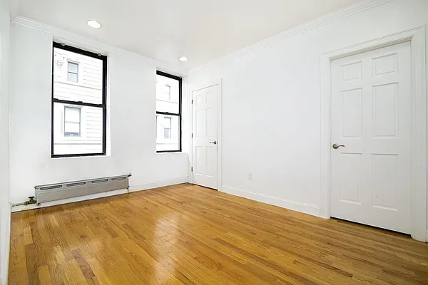 Rented by REAL New York | media 23