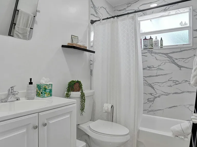 4111 SW 18th Ct #3/2 — Photo 14