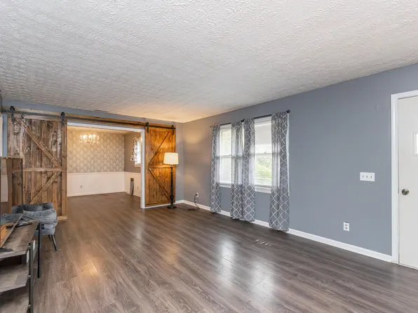 185 Cummins Ferry Rd, Salvisa, KY 40372