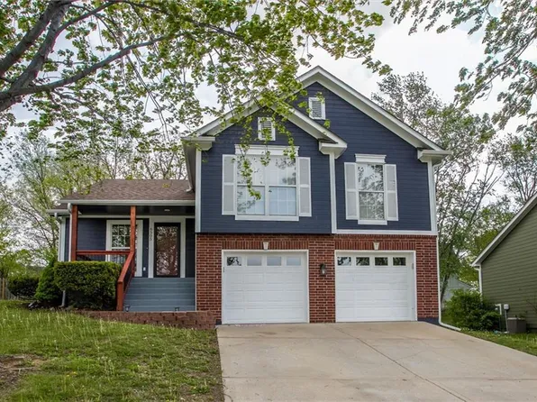 6505 N Mokane Ct, Kansas City, MO 64151