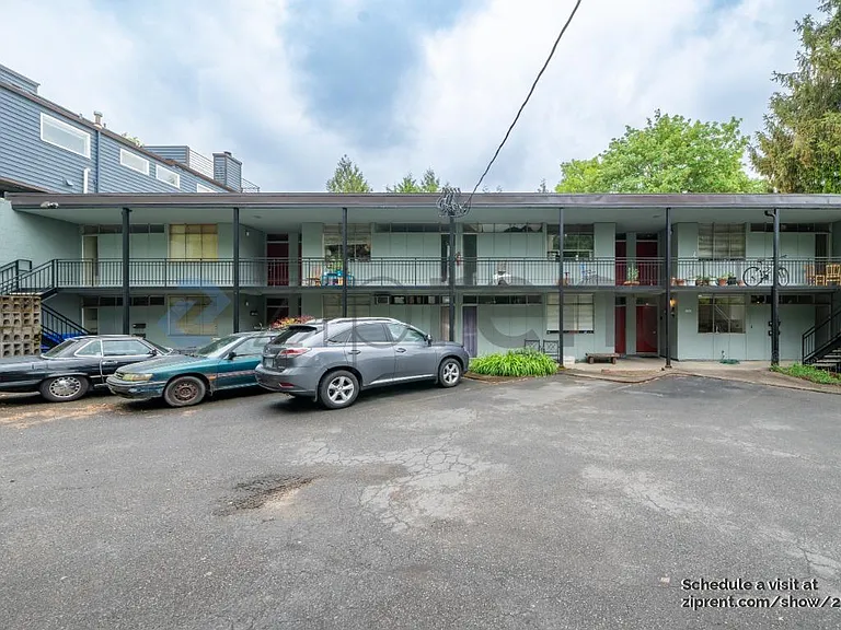 2745 NW Pettygrove St #1 — Photo 13