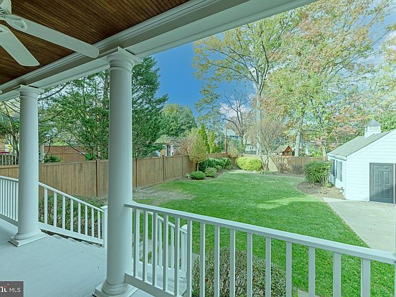 4th image of 23 W Glendale Ave