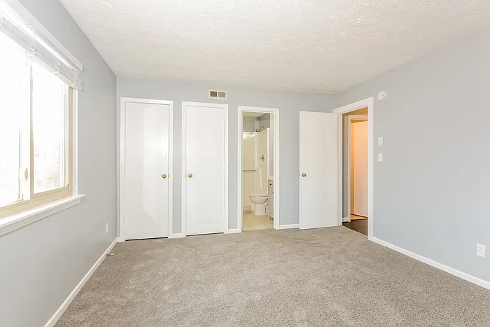1233 Plymouth Rock Way — Photo 6