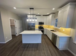 118 W Chester St APT 1, Long Beach, NY 11561