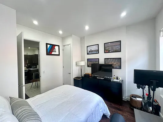 Rented by Nolita Group | media 7