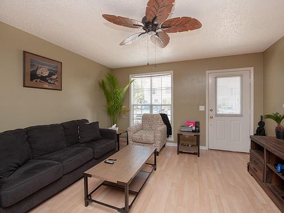 3rd image of 5705 Bratton Dr #18