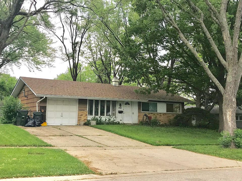 2nd image of 598 Durham Ln