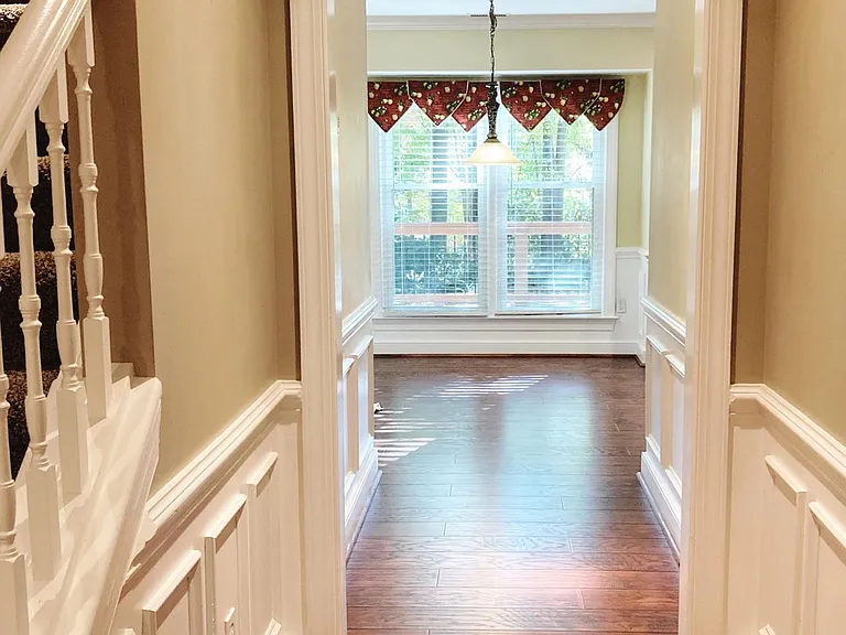 104 Cavendish Dr — Photo 18