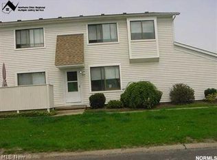 5507 Sutton Ln #C16, Willoughby, OH 44094