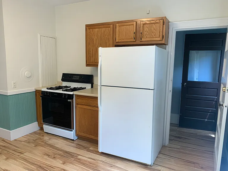 90 Fayerweather St #1 — Photo 13