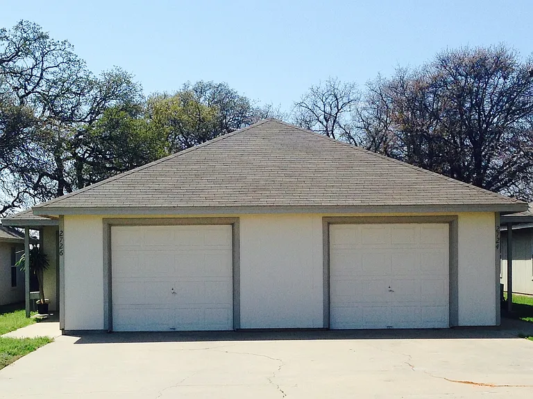 2724 James Rd — Photo 13