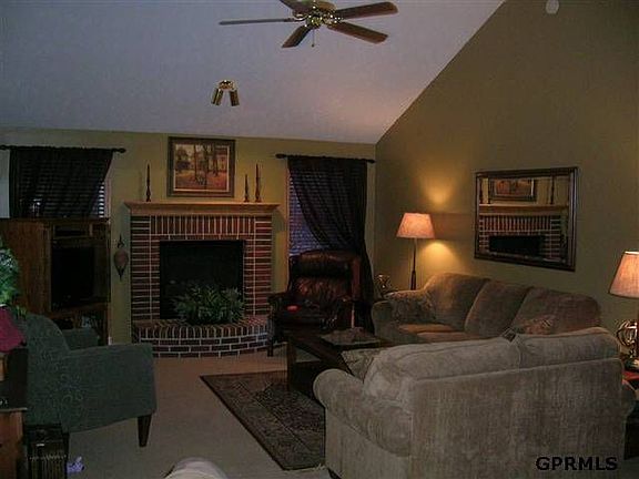 3rd image of 1816 Ashwood Ave