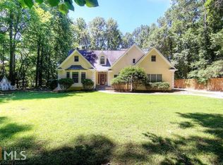 1765 Riverside Rd, Roswell, GA 30076