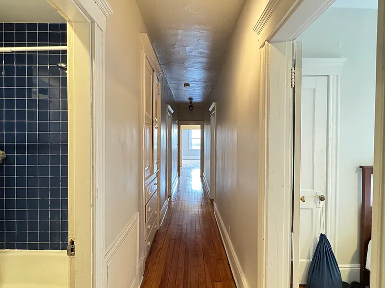 104 Strathmore Rd #2 — Photo 10