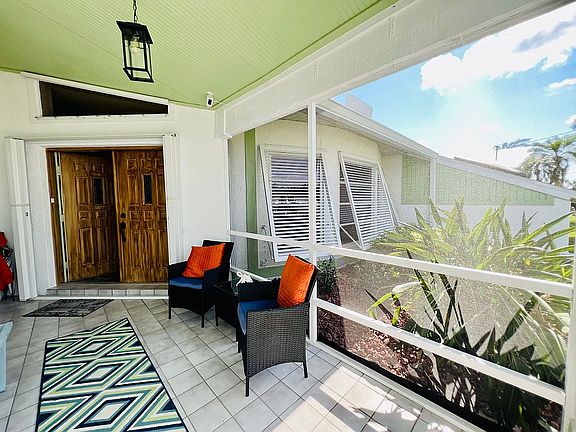 3rd image of 3435 SW 5th Pl