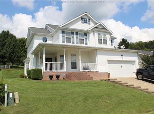 203 Victoria Ln, Charleston, WV 25302