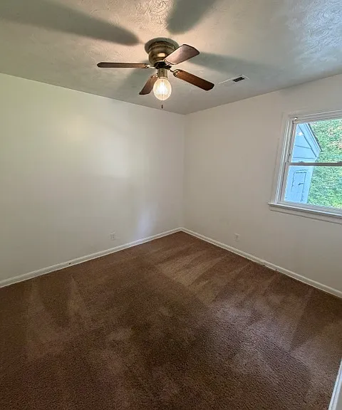 12332 Mason Ave — Photo 8