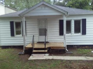 2203 Bradshaw Garden Rd, Knoxville, TN 37912