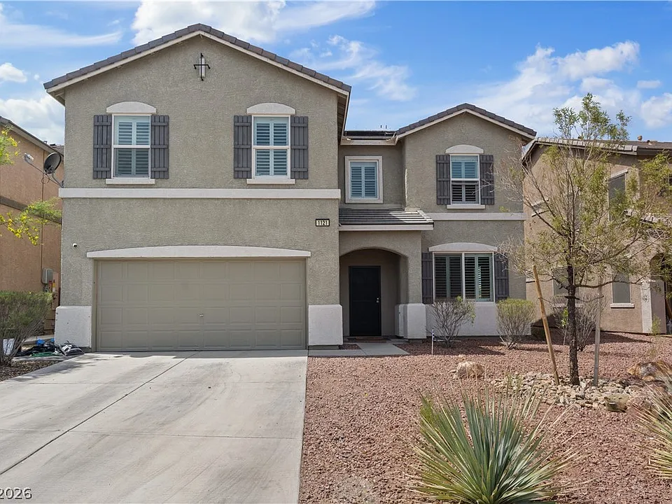 1121 Copper Grass St