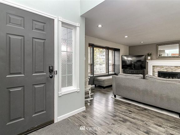 5th image of 22609 115th Street Ct E