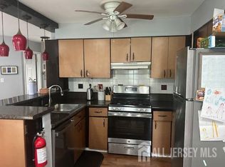30 Lear Ct, East Brunswick, NJ 08816