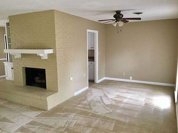 Living room with new carpet