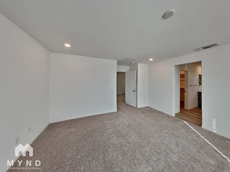 5755 W Haleh Ave — Photo 12