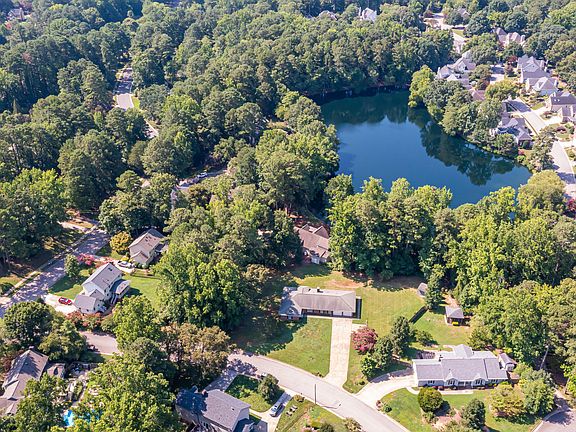 4th image of 1805 Albacore Ln