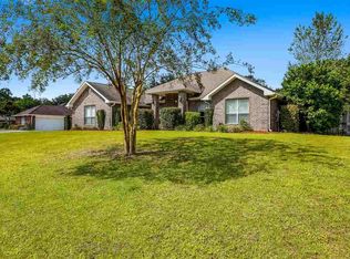 5408 Heatherton Rd, Milton, FL 32570