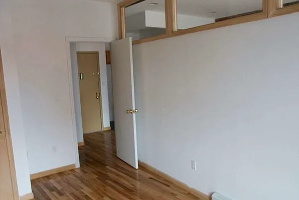 Rented by REAL New York | media 44