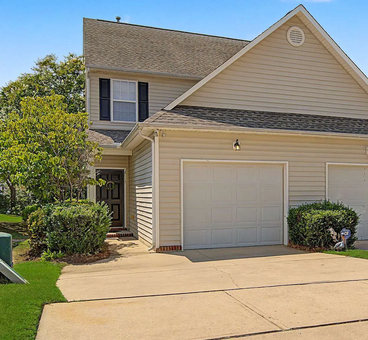 2 bed, 2.5 bath, 1156 sqft, $1,795 — Photo 1