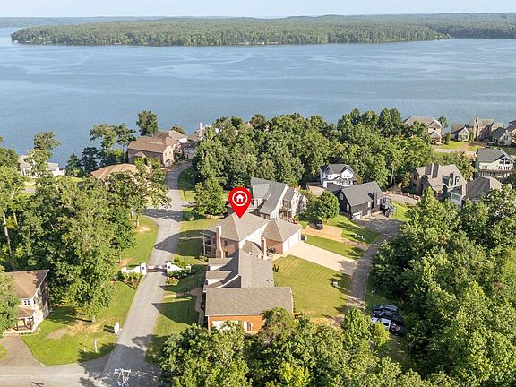 4th image of 220 Anchor Bay Point