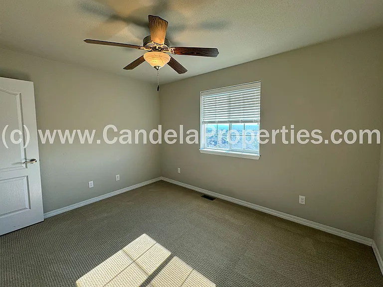 475 Eclipse Dr — Photo 34