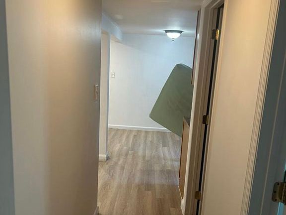 5th image of 17 Rosemary Ln #1