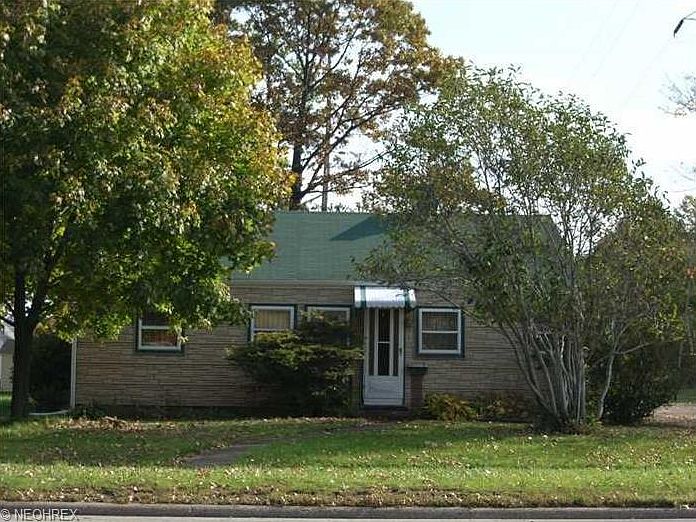 1st image of 3527 Grove Ave