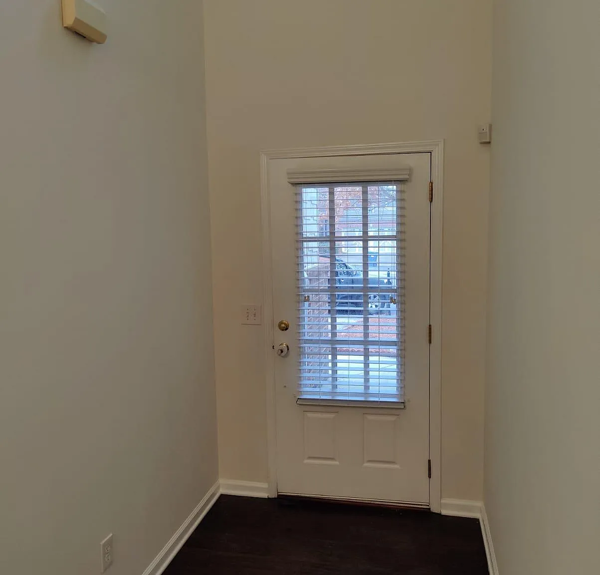 3014 Amberglen Ct — Photo 1