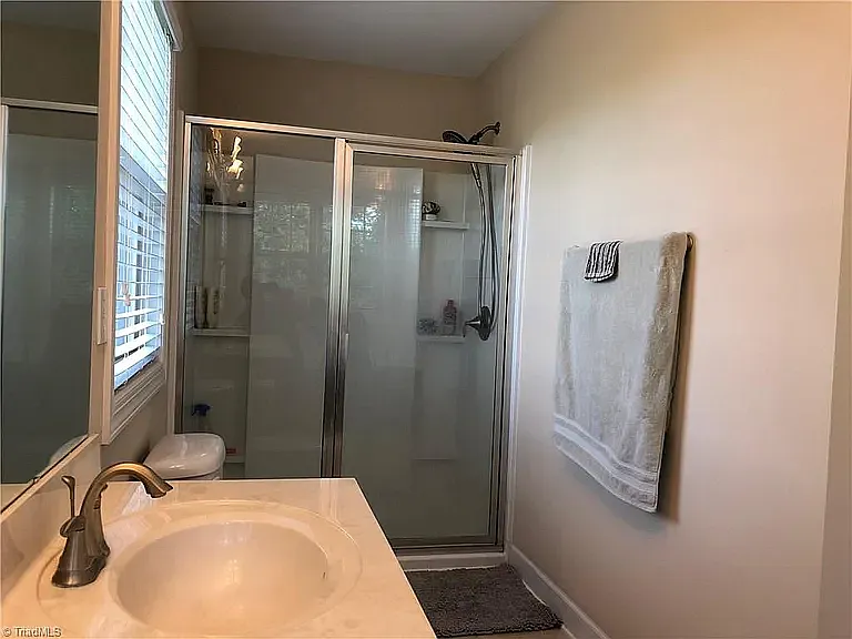 4031 Canterwood Dr — Photo 19