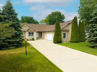 1354 Hendrick Rd, Muskegon, MI 49441