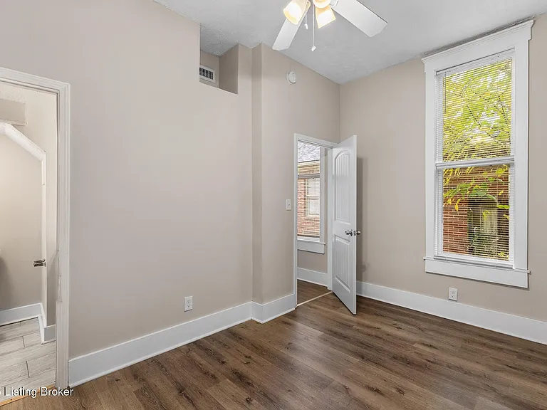 408 Doctor W #J — Photo 19
