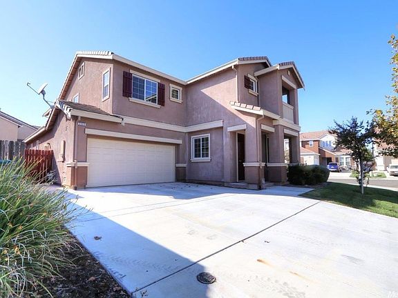 2nd image of 2600 Neptune Ct