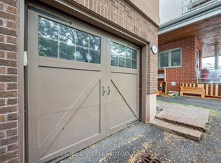46 Ella St, Ottawa, ON K1S 2S4