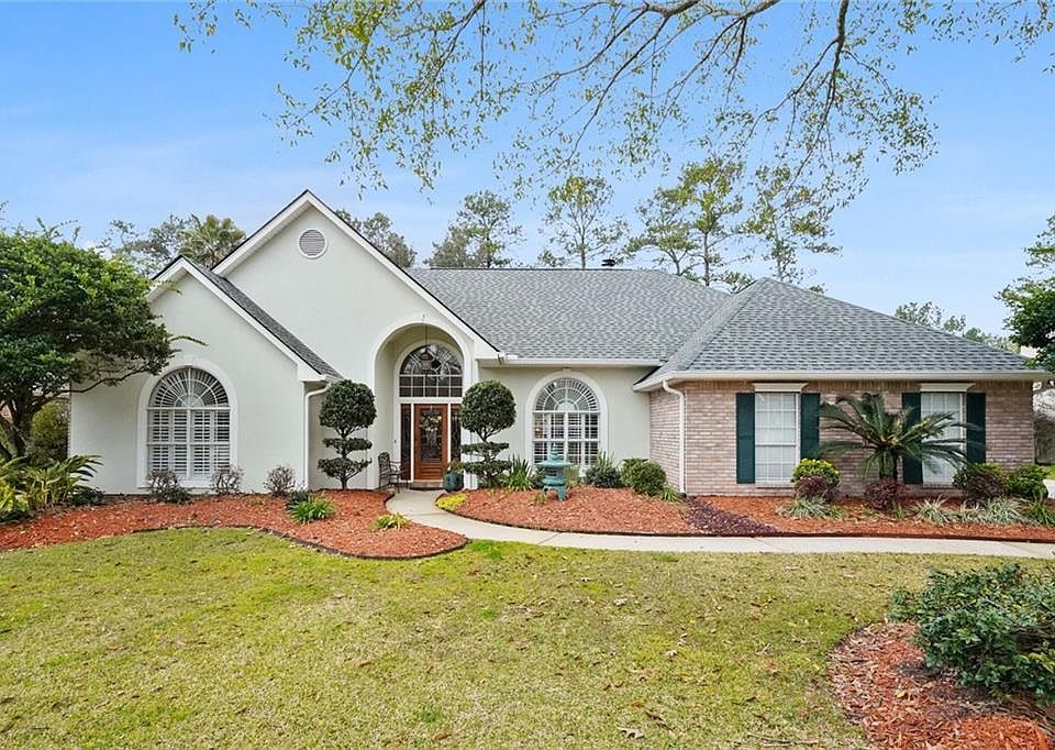 1st image of 378 Stonehaven Dr