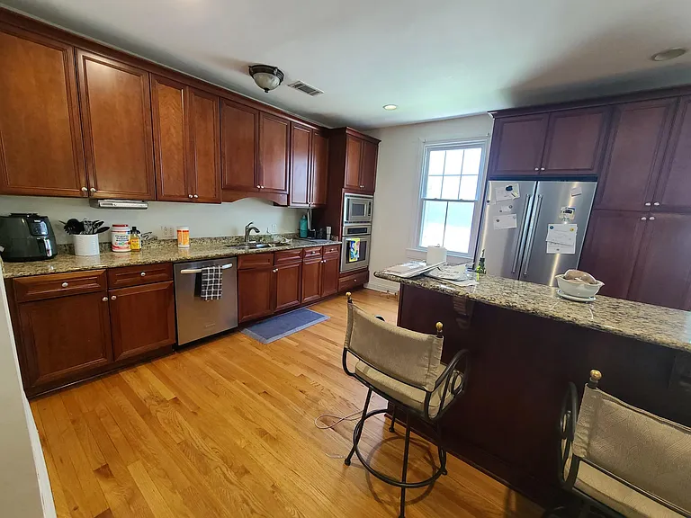 6122 Canal Blvd — Photo 5