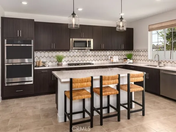 2685 Hannah Creek Ln, Rialto, CA 92377