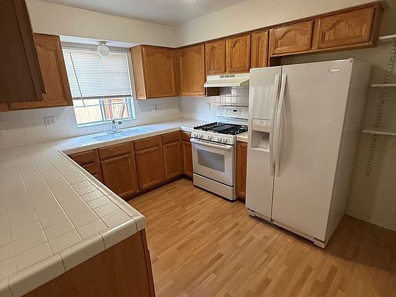 2nd image of 2340 Bailey Ave