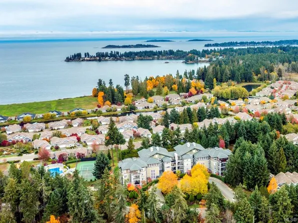 1325 Cape Cod Dr #101, Parksville, BC V9P 2Y8