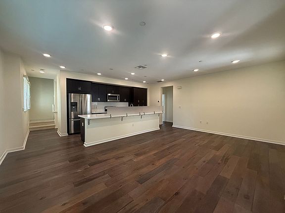 3rd image of 1052 Bigleaf Pl Unit 106
