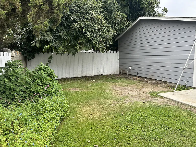 506 N Claudina St — Photo 18