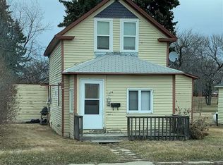 314 1st St NW, Rugby, ND 58368