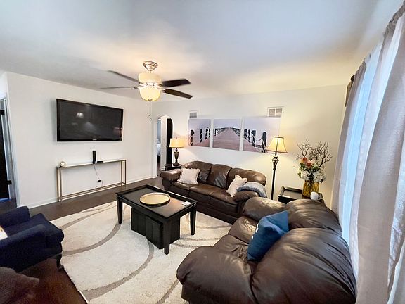 5th image of 2559 W 46th Ave